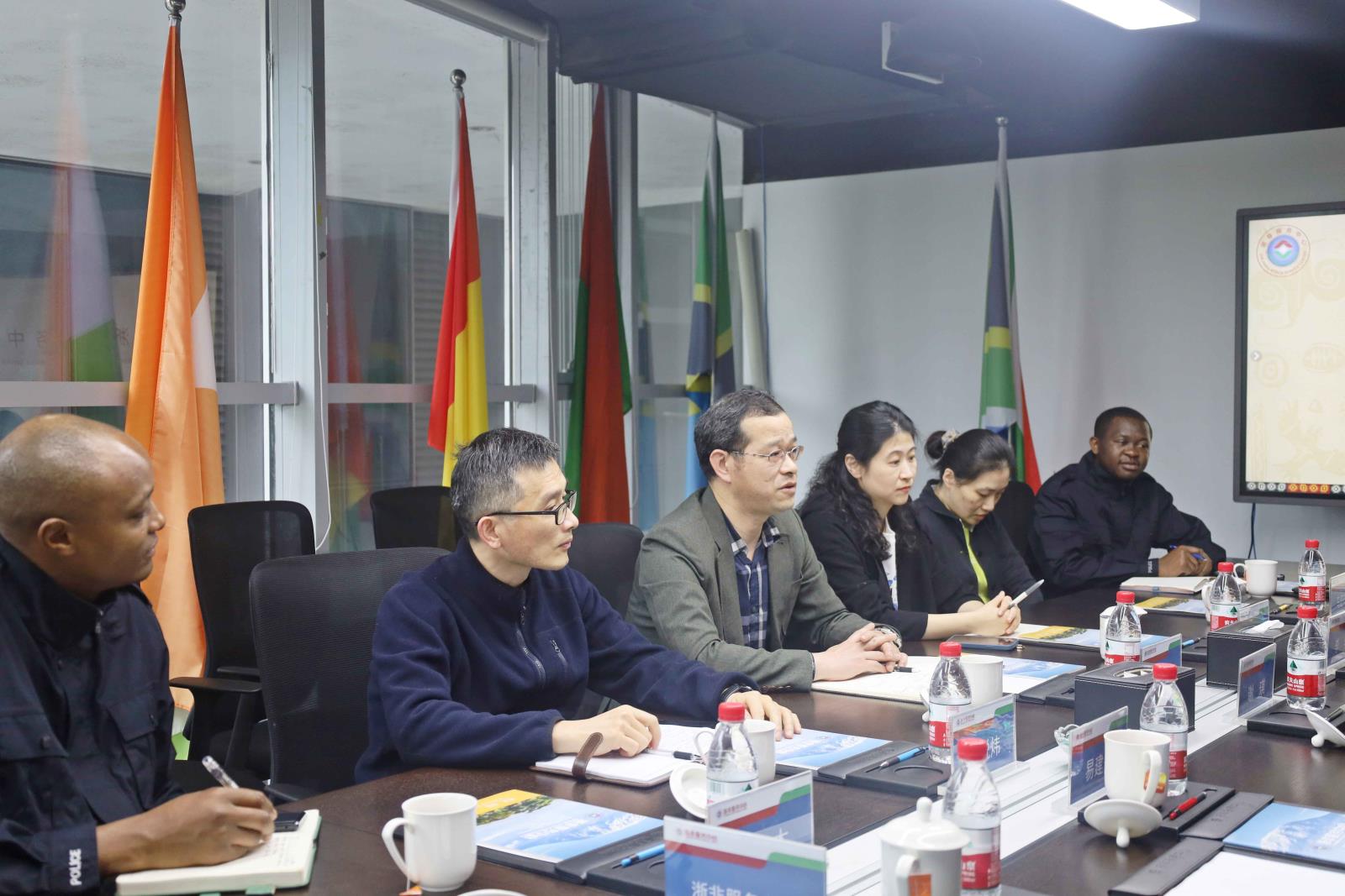 IMG_1913(1).jpg IMG_1913(1).jpg